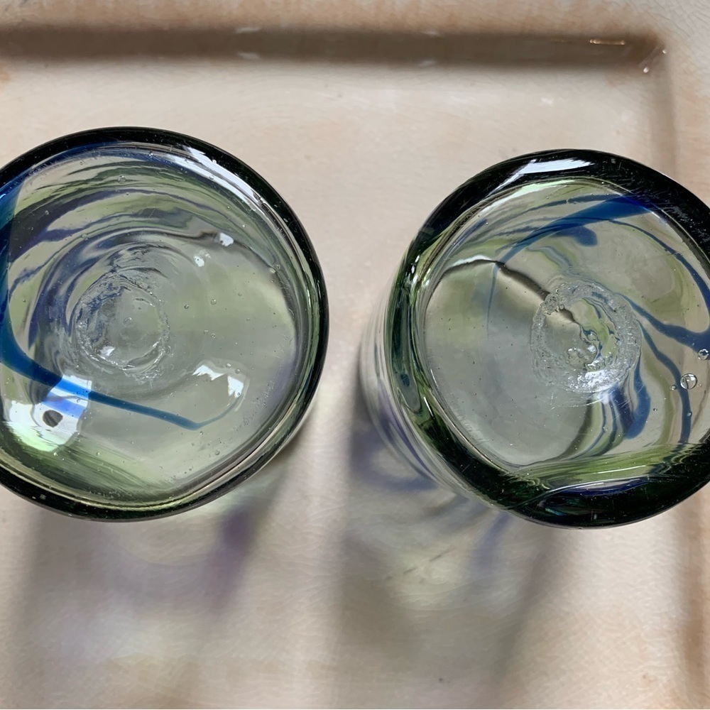 Vintage Hand Blown Glasses Set of 2 - Picture 3 of 3